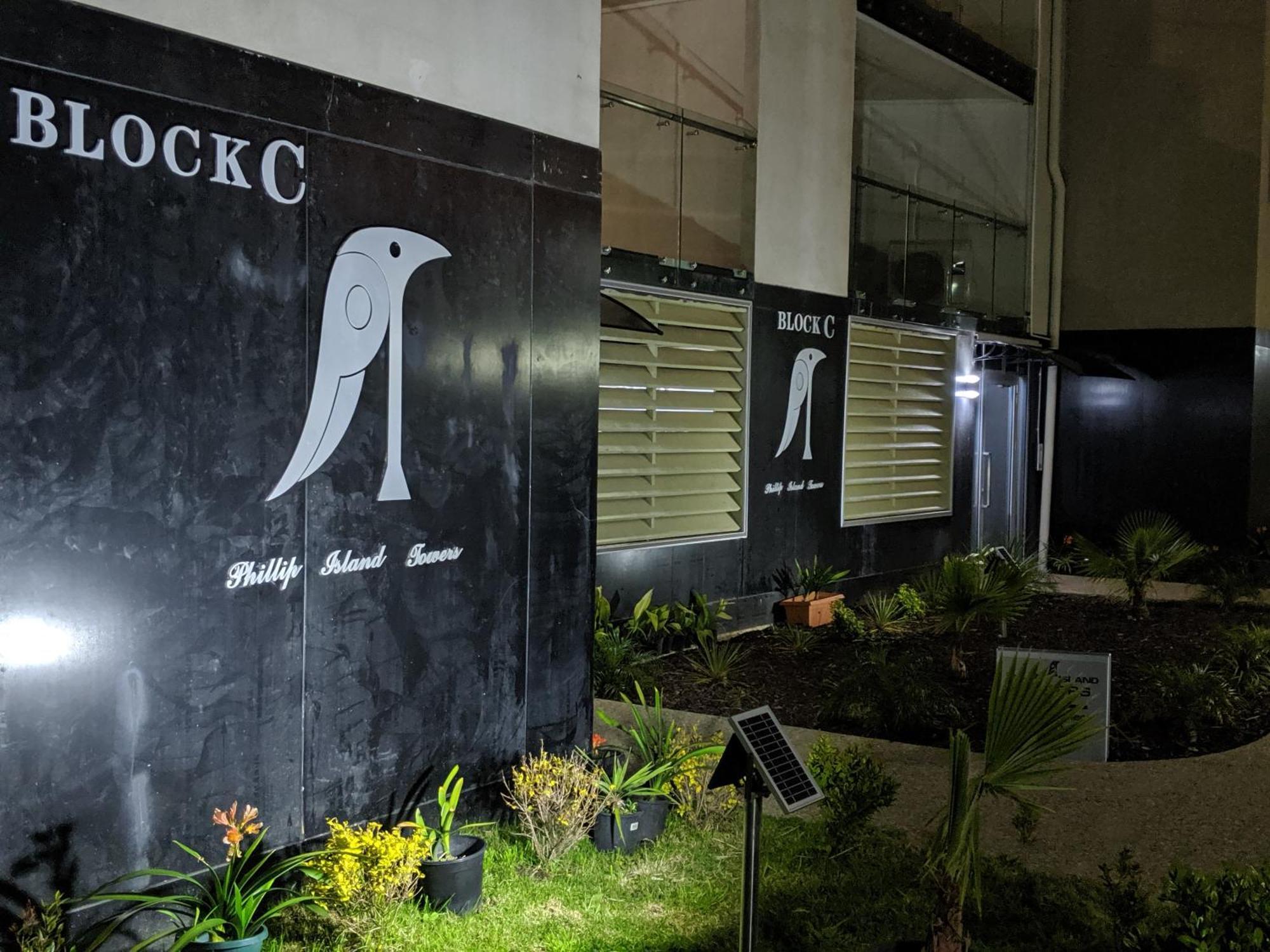 Apartments In Phillip Island Towers - Block C كاوز المظهر الخارجي الصورة